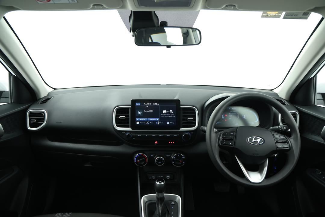 2025 Hyundai Venue Venue, Automatic, 26852 km, Third Row Seats