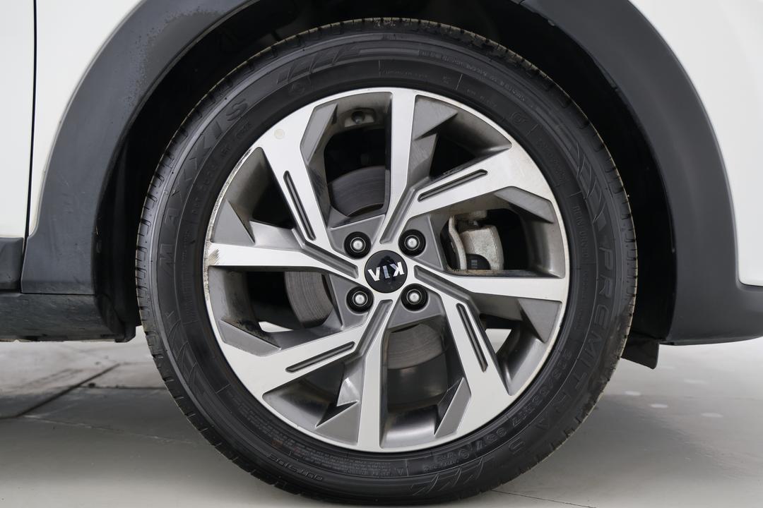 2021 Kia Stonic Gt-line, Automatic, 53068 km, Right Front Wheel