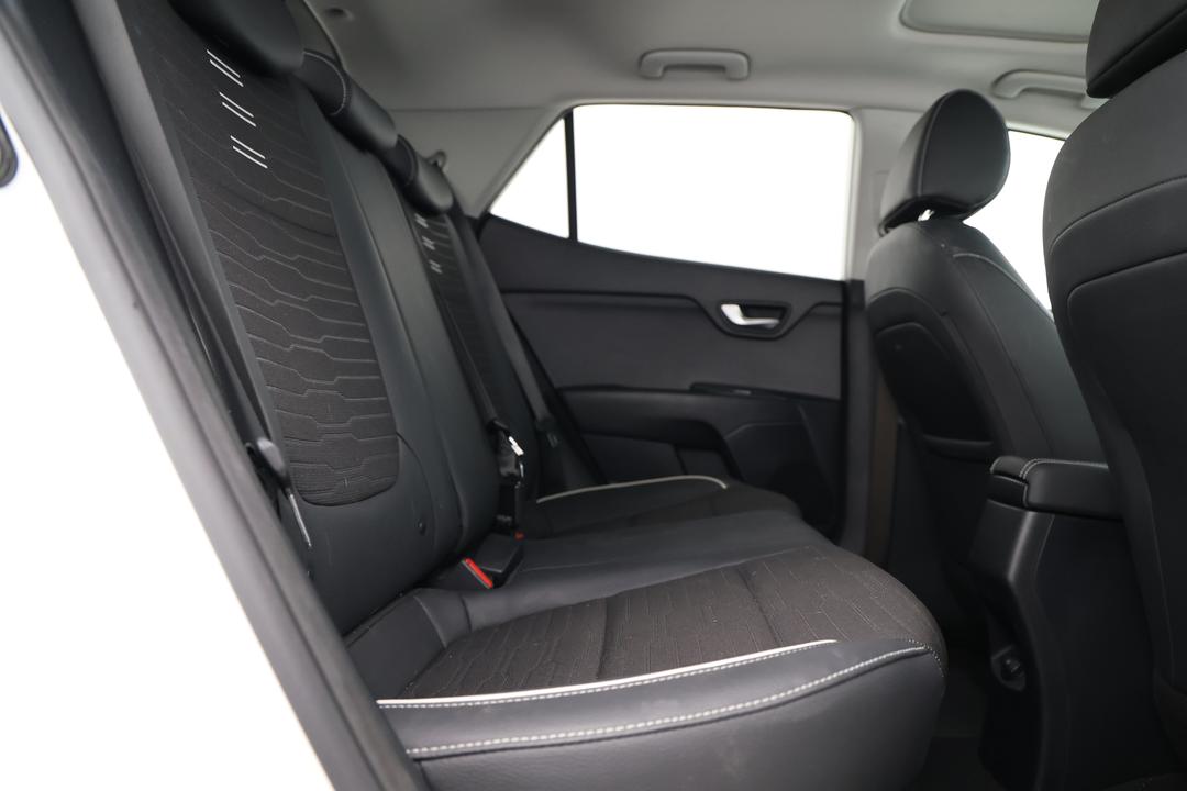 2021 Kia Stonic Gt-line, Automatic, 53068 km, Right Side Rear Door Cabin View