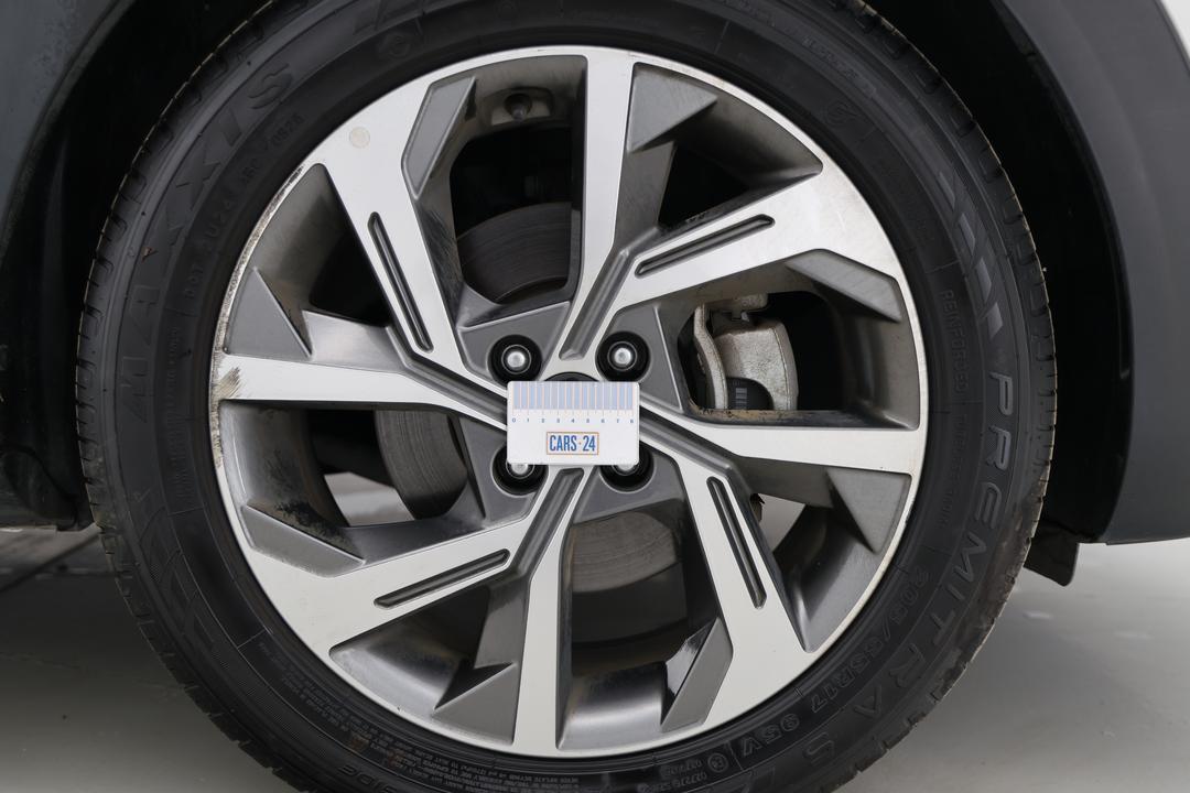 2021 Kia Stonic Gt-line, Automatic, 53068 km, Wheels Rim Front RHS Gutter Rash