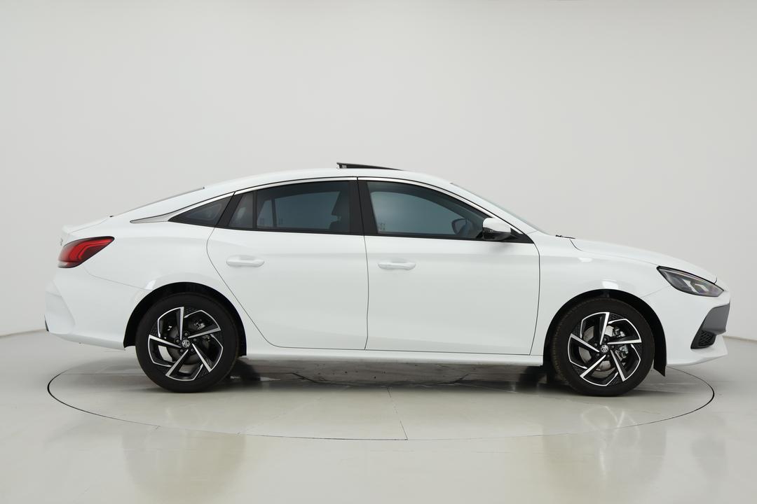 2023 MG Mg5 Essence, Automatic, 7209 km, Right Side View