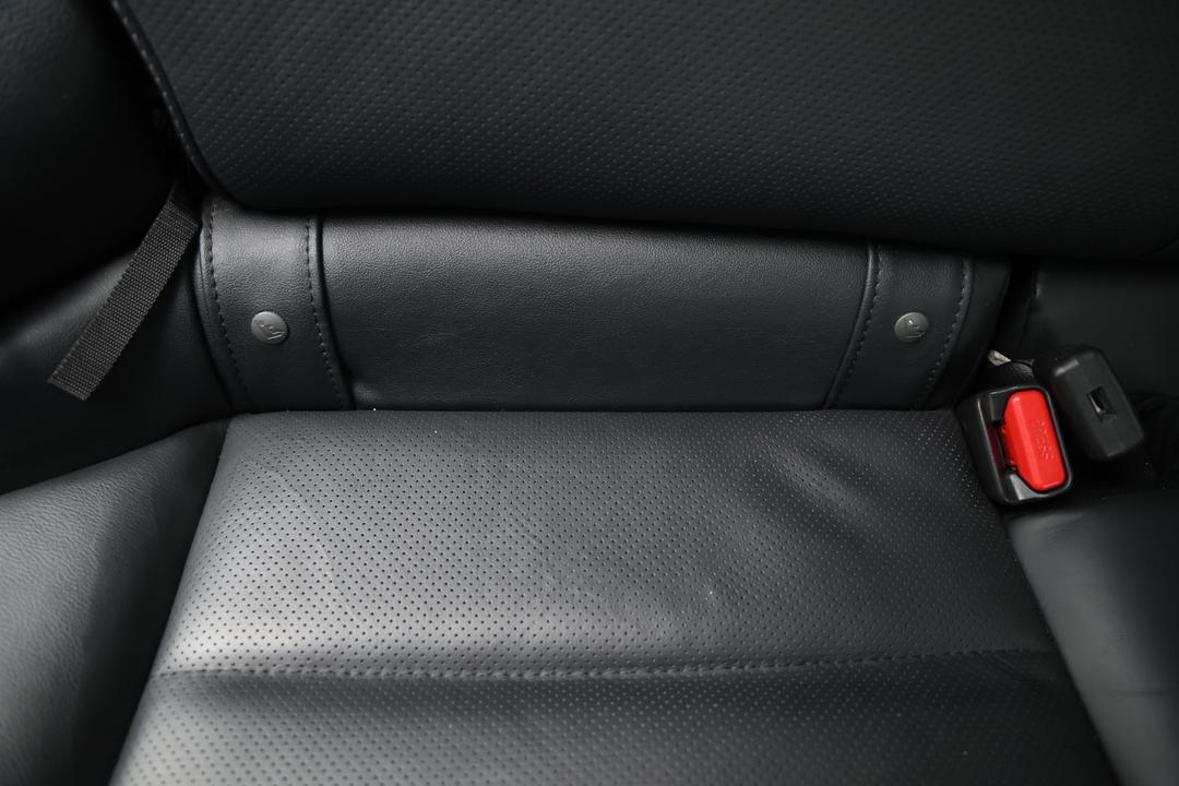 2017 Subaru Forester 2.0d-s, Automatic, 140774 km, Gear Lever 