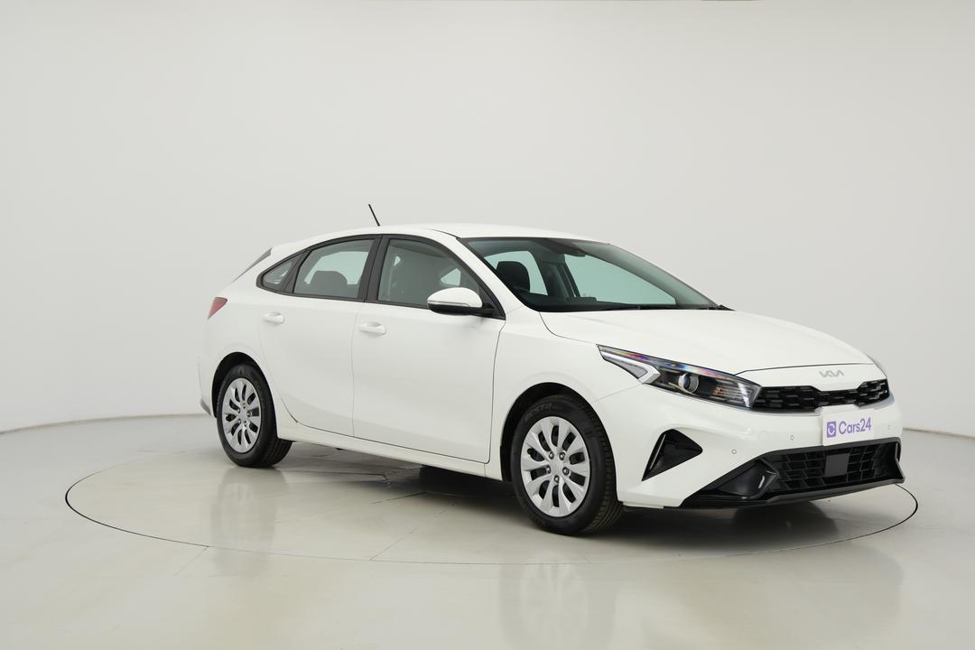 2024 Kia Cerato S Safety Pack, Automatic, 54298 km, Right Front Diagonal (45- Degree) View