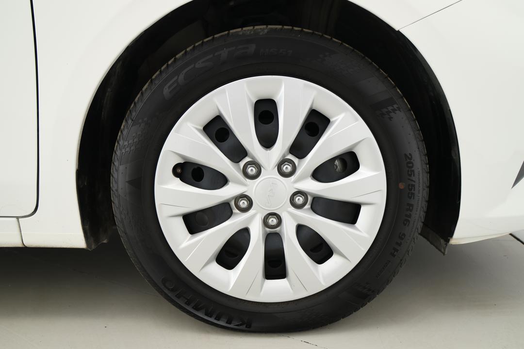 2024 Kia Cerato S Safety Pack, Automatic, 54298 km, Right Front Wheel