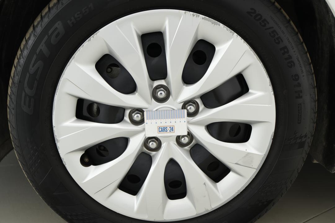 2024 Kia Cerato S Safety Pack, Automatic, 54298 km, Wheels Rim Front LHS Gutter Rash