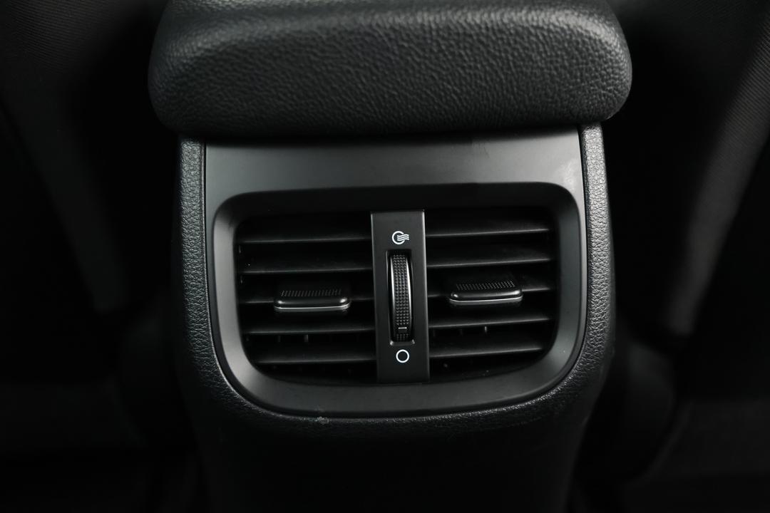 2024 Kia Cerato S Safety Pack, Automatic, 54298 km, Third Row Seats