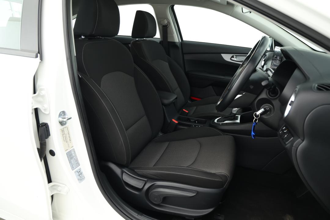 2024 Kia Cerato S Safety Pack, Automatic, 54298 km, Gear Lever 