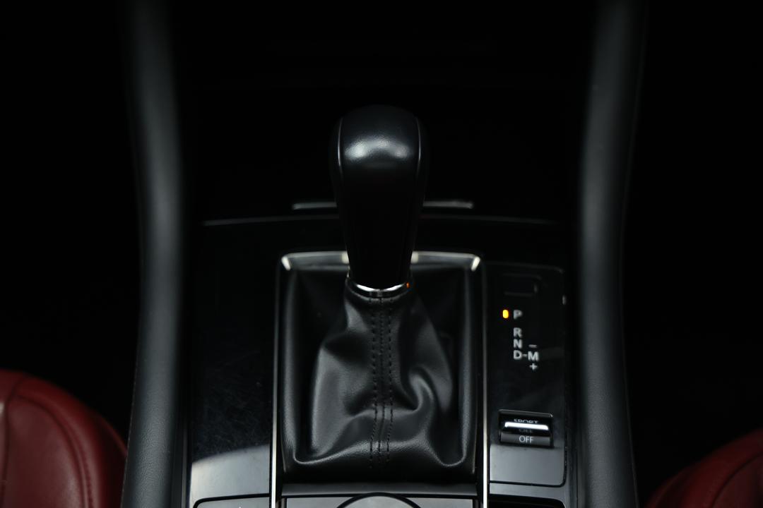 2021 Mazda 3 G25 Astina, Automatic, 83683 km, Dashboard View