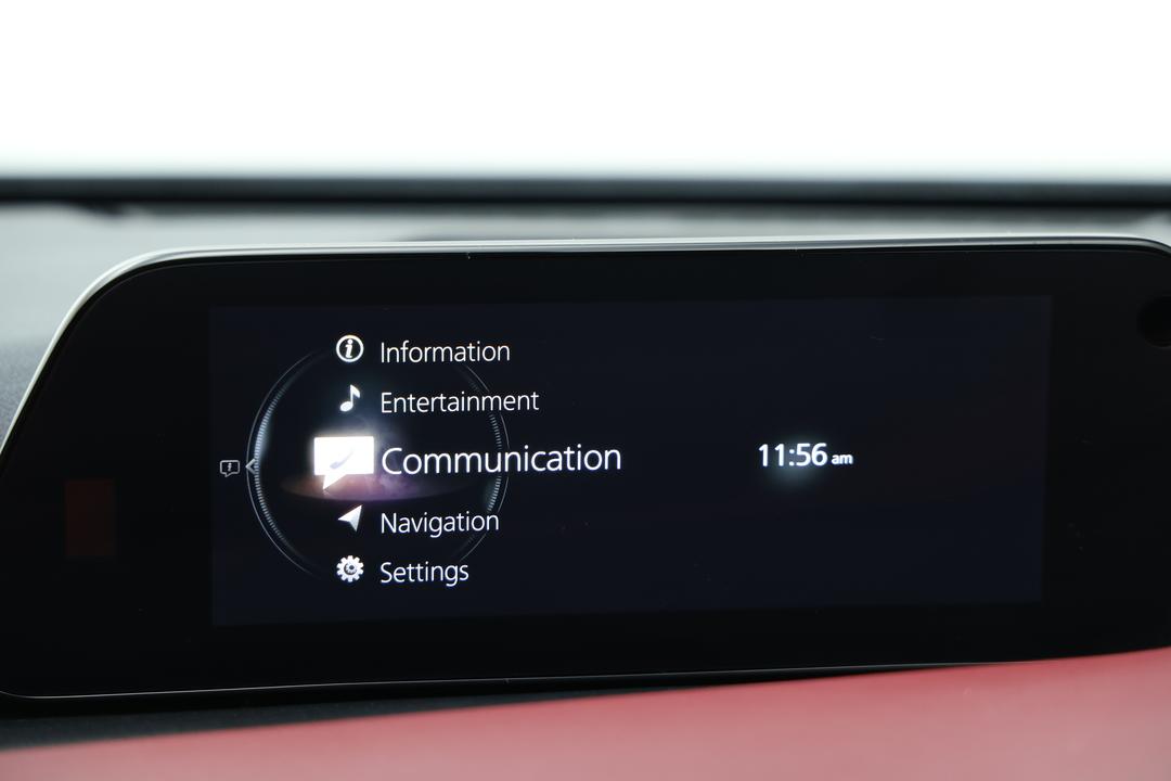 2021 Mazda 3 G25 Astina, Automatic, 83683 km, Center Console