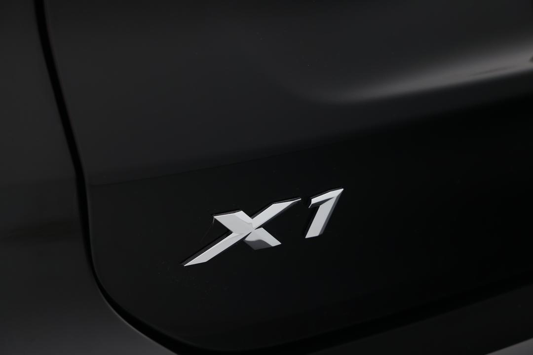 2022 BMW X1 sDrive 18i, Automatic, 29658 km, Badge (Boot Left Side)