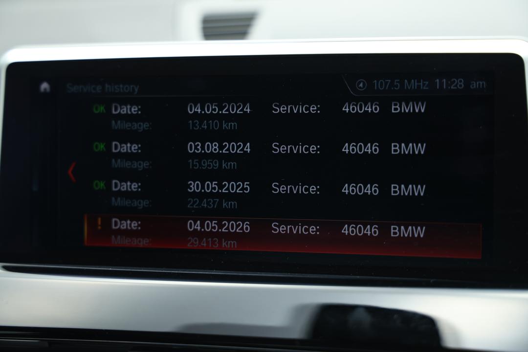 2022 BMW X1 sDrive 18i, Automatic, 29658 km, Utility Switches/Buttons