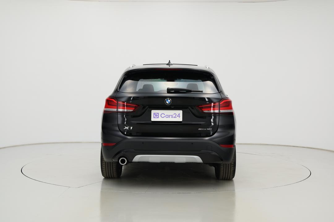 2022 BMW X1 sDrive 18i, Automatic, 29658 km, Back/Rear View