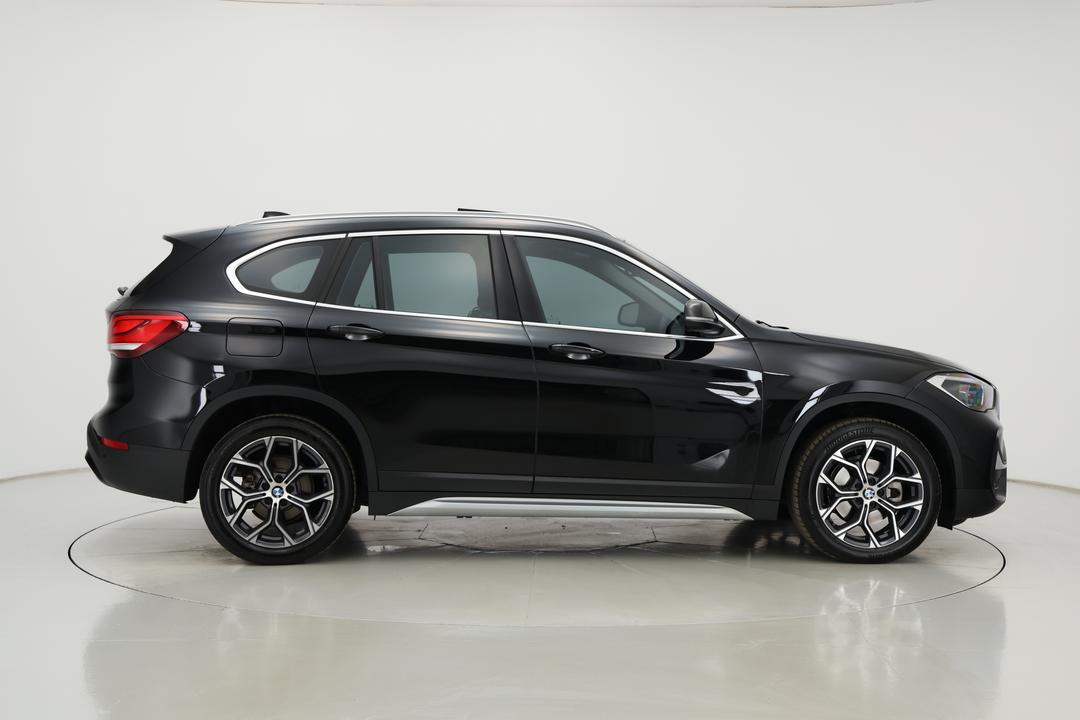 2022 BMW X1 sDrive 18i, Automatic, 29658 km, Right Side View