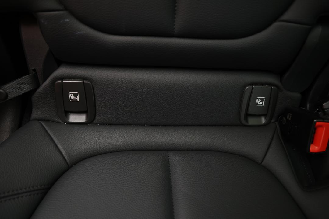 2022 BMW X1 sDrive 18i, Automatic, 29658 km, Gear Lever 