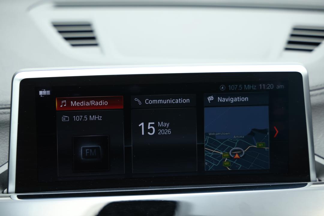 2022 BMW X1 sDrive 18i, Automatic, 29658 km, Infotainment System
