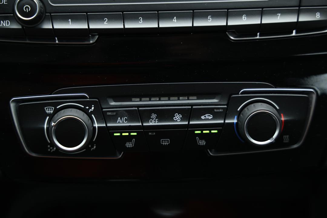 2022 BMW X1 sDrive 18i, Automatic, 29658 km, Ventilated Seats