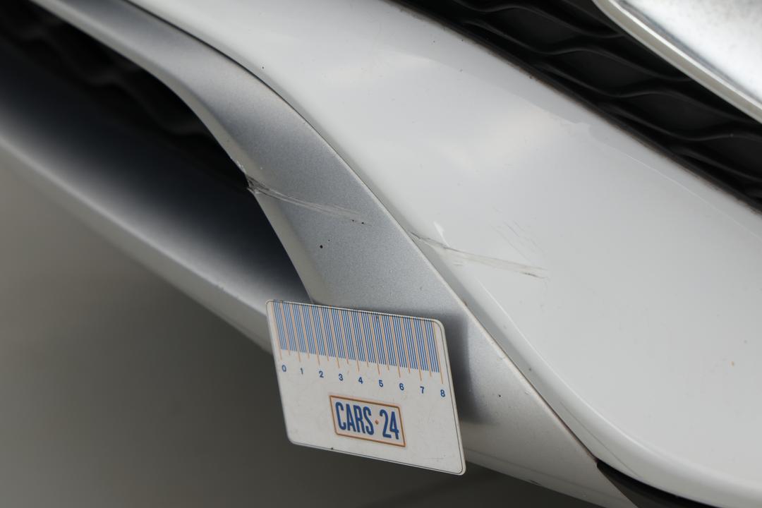 2021 MG HS Excite X, Automatic, 40402 km, Bumper Front Scratch