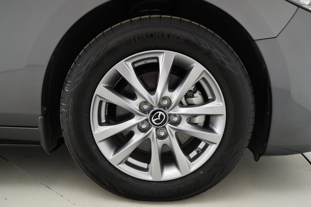 2024 Mazda 3 G20 Pure, Automatic, 16983 km, Right Front Wheel