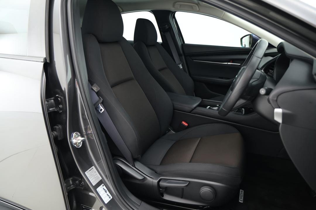 2024 Mazda 3 G20 Pure, Automatic, 16983 km, Right Side Front Door Cabin View