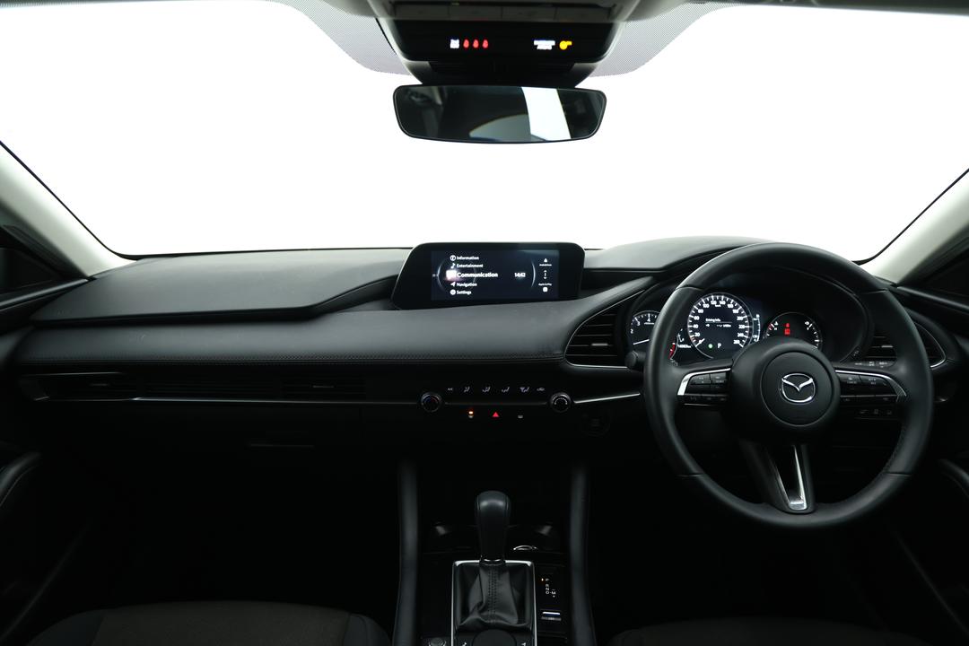 2024 Mazda 3 G20 Pure, Automatic, 16983 km, Rear A/C Vent