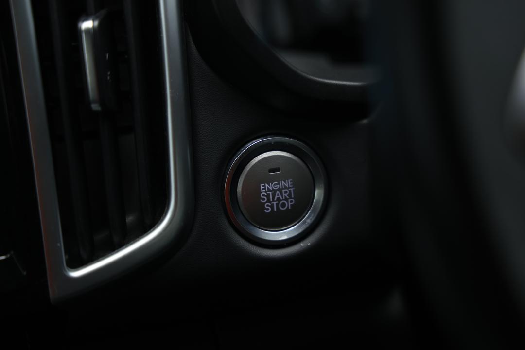 2022 GWM Ute Cannon-l (4x4), Automatic, 78202 km, Center Console