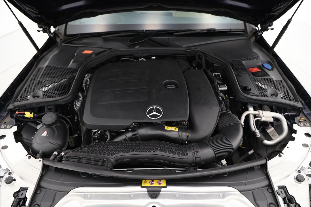 2021 Mercedes-benz C300 C300, Automatic, 49874 km, Open Bonnet (Engine)