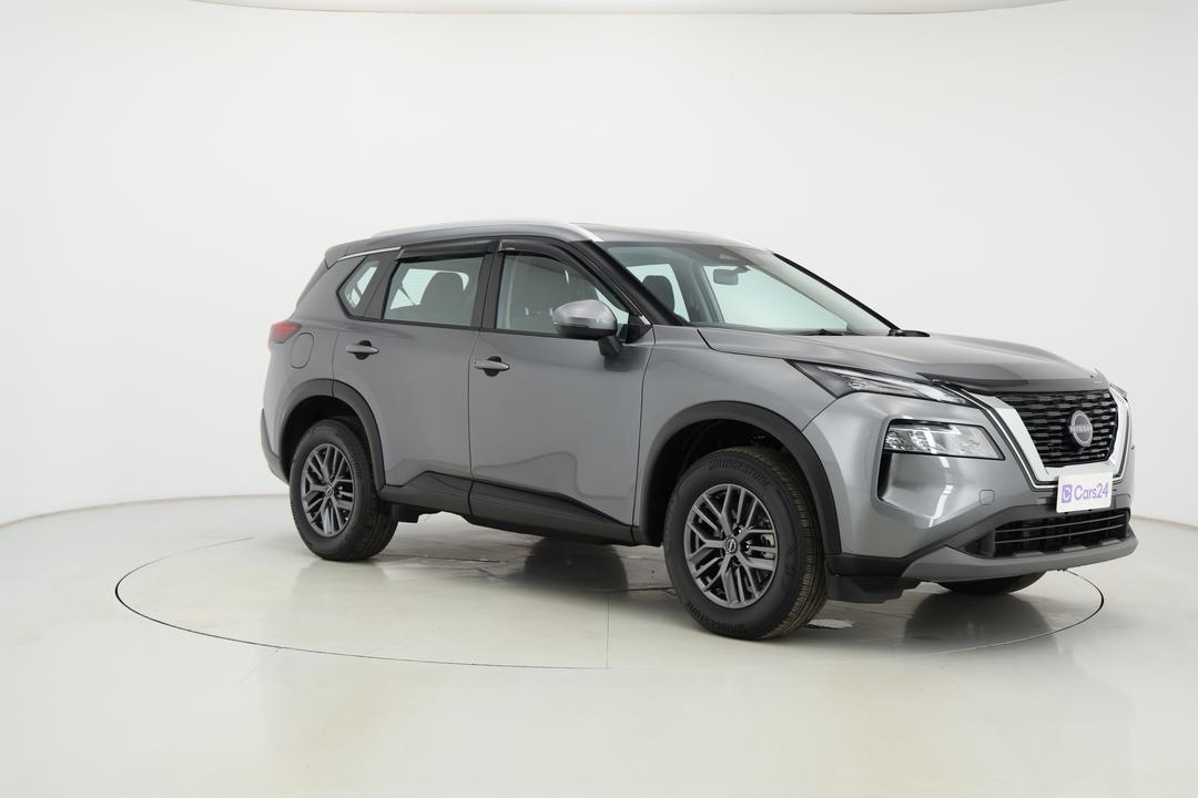 2024 Nissan X-trail St (4WD) 7 Seat, Automatic, 22789 km, Right Front Diagonal (45- Degree) View