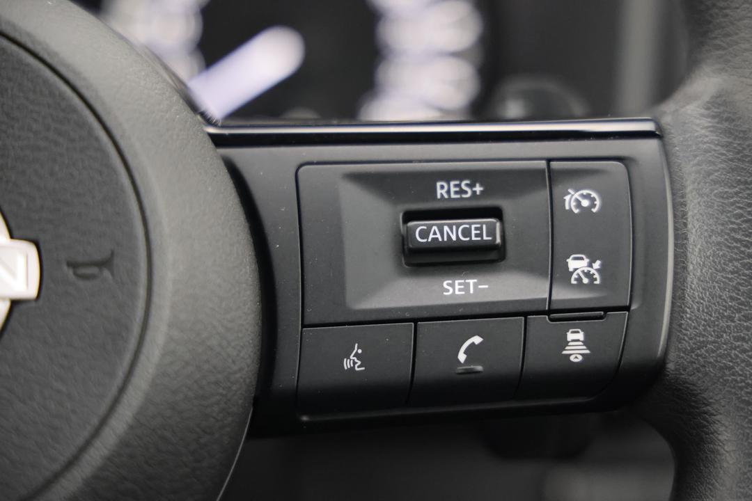 2024 Nissan X-trail St (4WD) 7 Seat, Automatic, 22789 km, Cruise Control