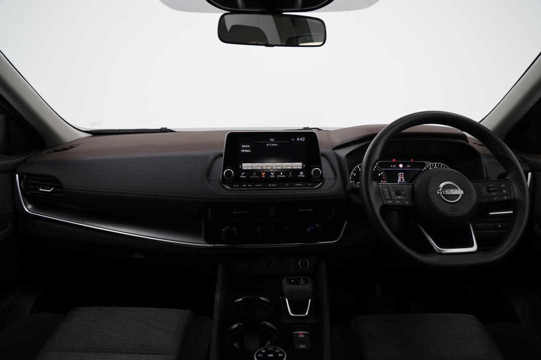 2024 Nissan X-trail St (4WD) 7 Seat, Automatic, 22789 km, Gear Lever 