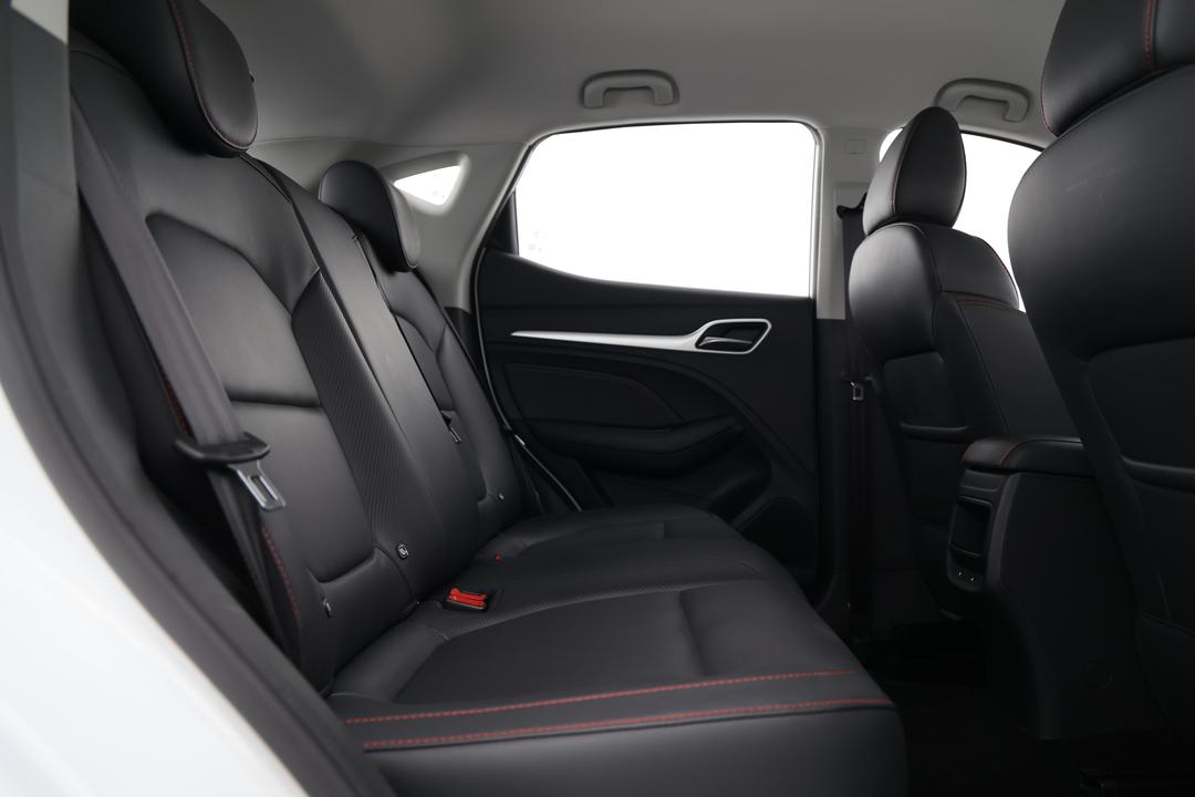 2024 MG Zst Vibe, Automatic, 24154 km, Right Side Rear Door Cabin View