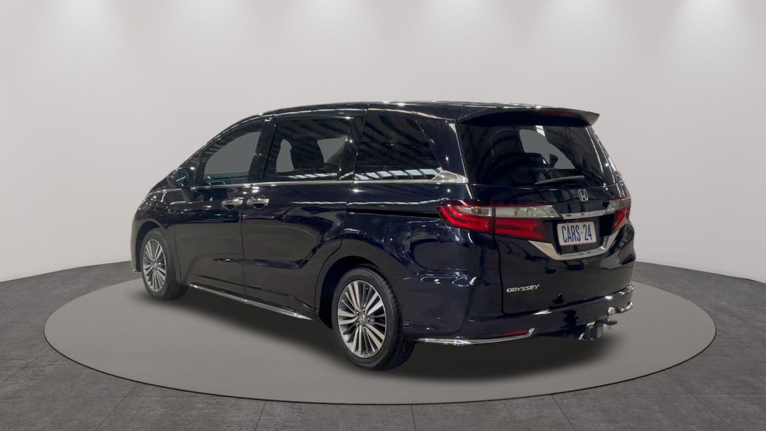 Left Back Diagonal (45- Degree) View