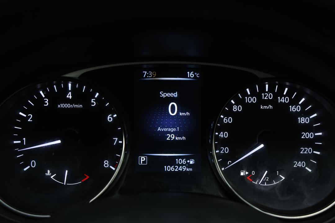 2016 Nissan X-trail St-l 7 Seat (FWD), Automatic, 106249 km, Key Close-up