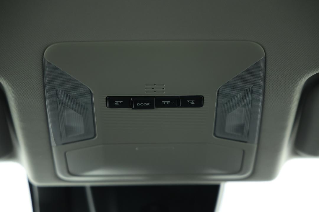 2021 Toyota RAV4 Gx (AWD) Hybrid, Automatic, 45467 km, Drivers Side Adjustment Panel