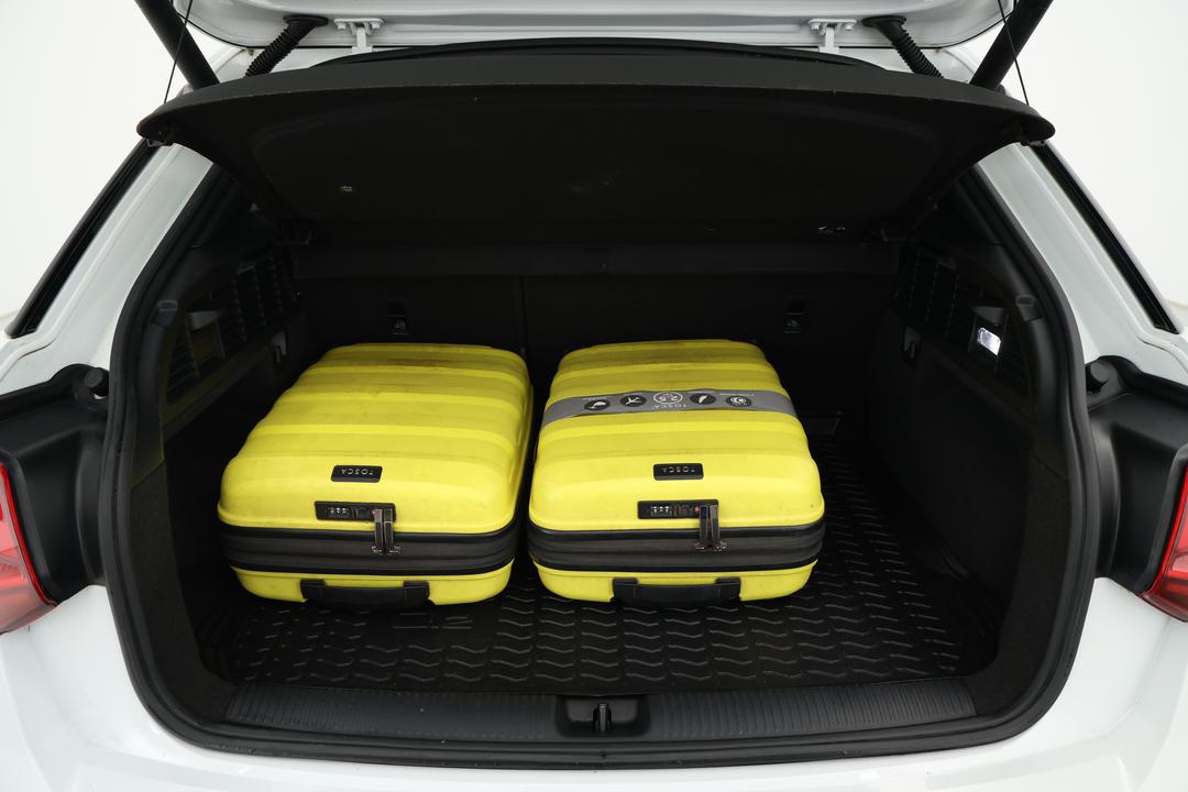 2020 Audi Q2 40 Tfsi Quatt Sport (2.0 Tfsi), Automatic, 82534 km, Boot Inside View with Luggage