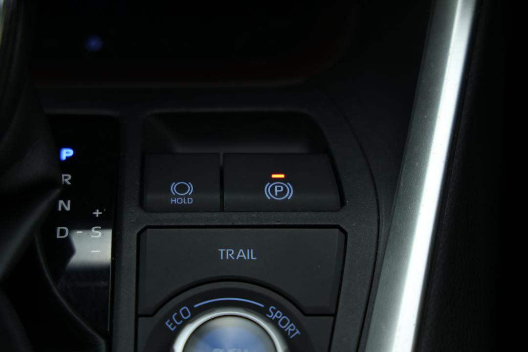 2020 Toyota RAV4 Cruiser (AWD) Hybrid, Automatic, 154992 km, Gear Lever 