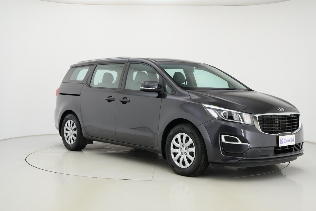 2018 Kia Carnival S, Automatic, 26483 km, Right Front Diagonal (45- Degree) View