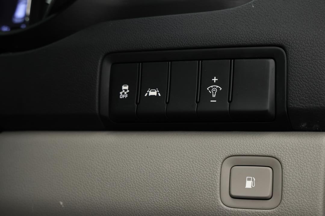 2018 Kia Carnival S, Automatic, 26483 km, Utility Switches/Buttons