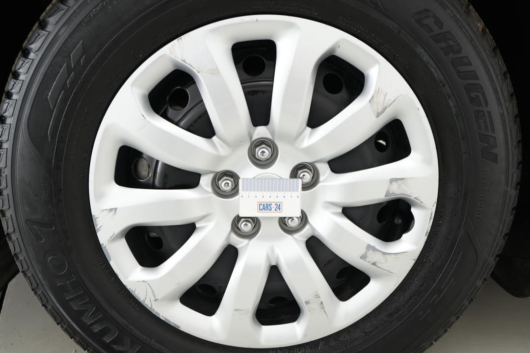 2018 Kia Carnival S, Automatic, 26483 km, Wheels Rim Front LHS Gutter Rash
