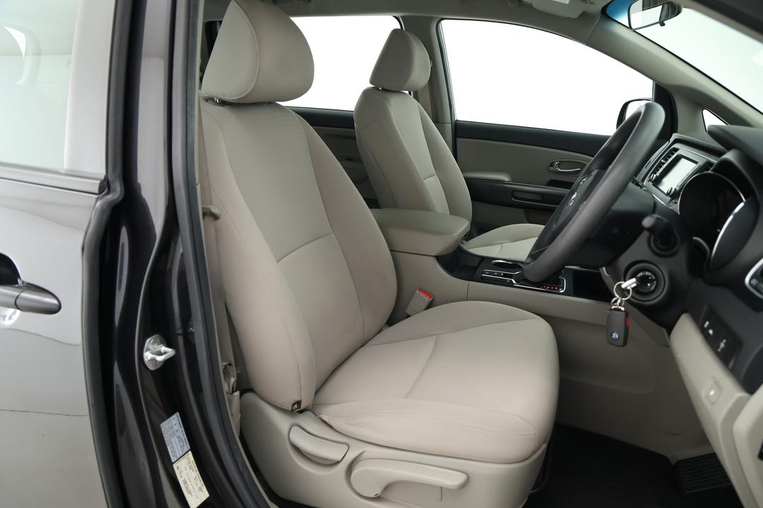 2018 Kia Carnival S, Automatic, 26483 km, Drivers Side Door Panel Controls
