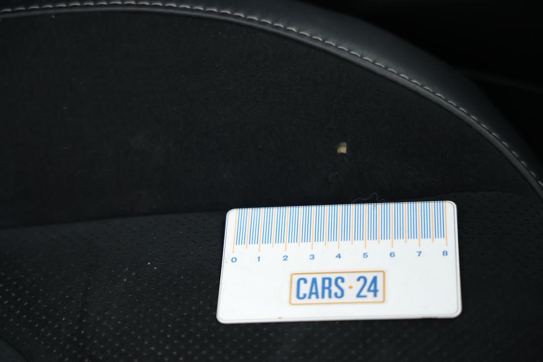 2021 Toyota Corolla Zr Hybrid, Automatic, 50671 km, Seats Front LHS Wear