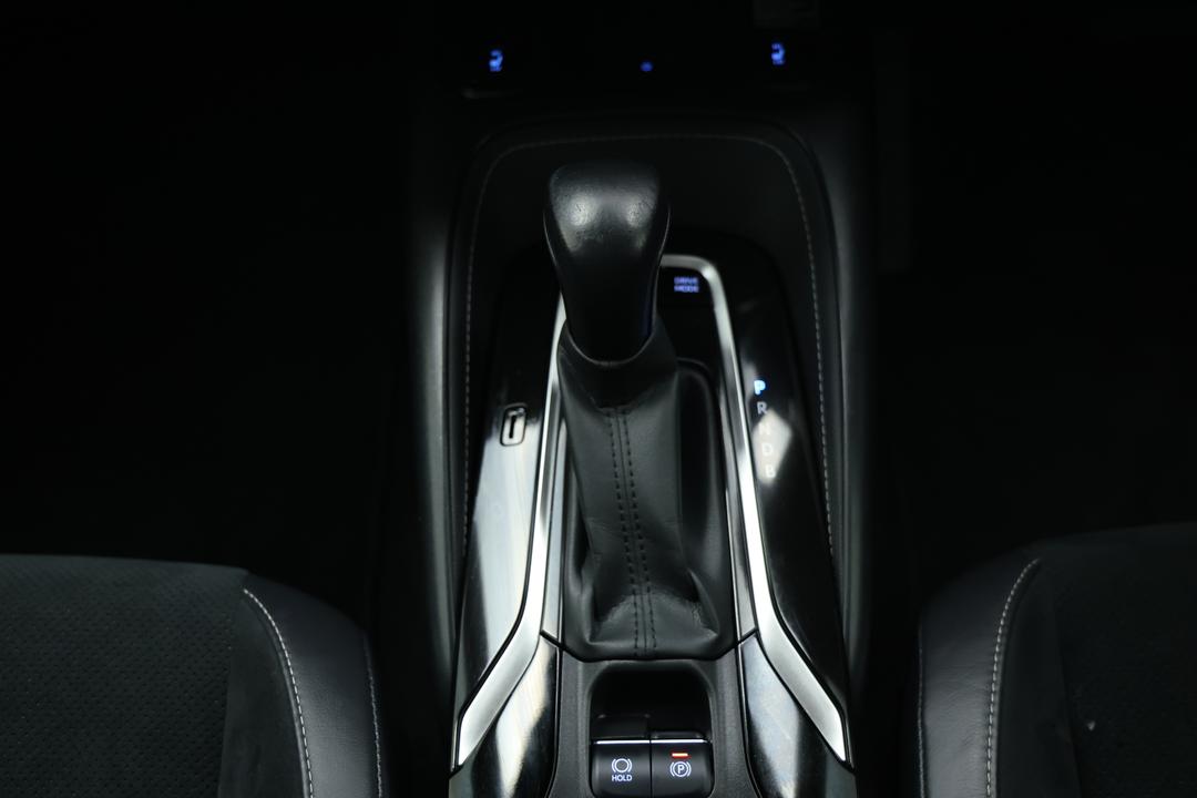2021 Toyota Corolla Zr Hybrid, Automatic, 50671 km, Dashboard View