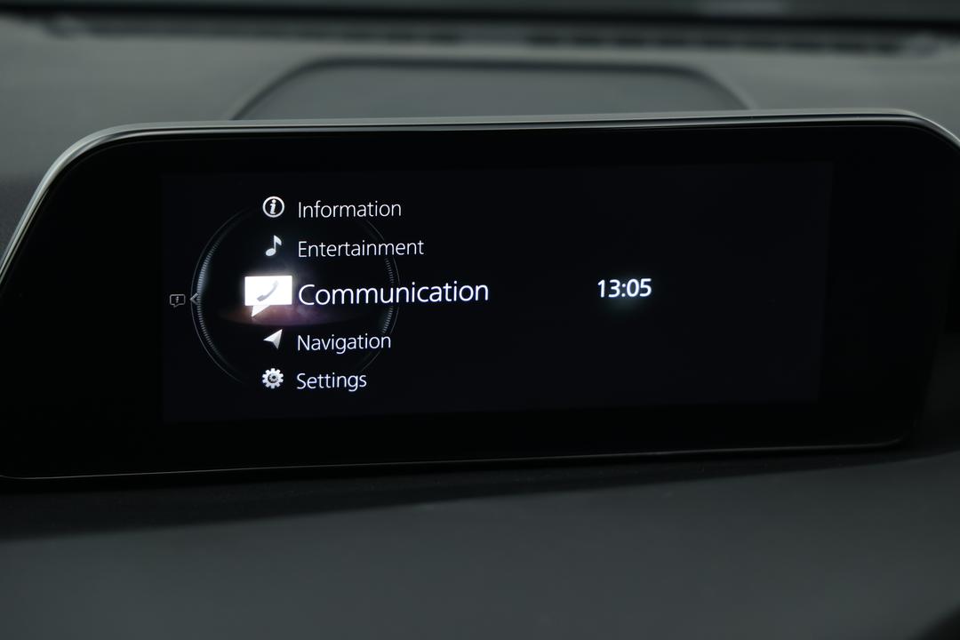 2021 Mazda 3 G20 Pure, Automatic, 107077 km, Infotainment System