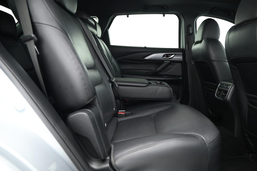 2017 Mazda CX-9 Gt (AWD), Automatic, 82860 km, Right Side Rear Door Cabin View