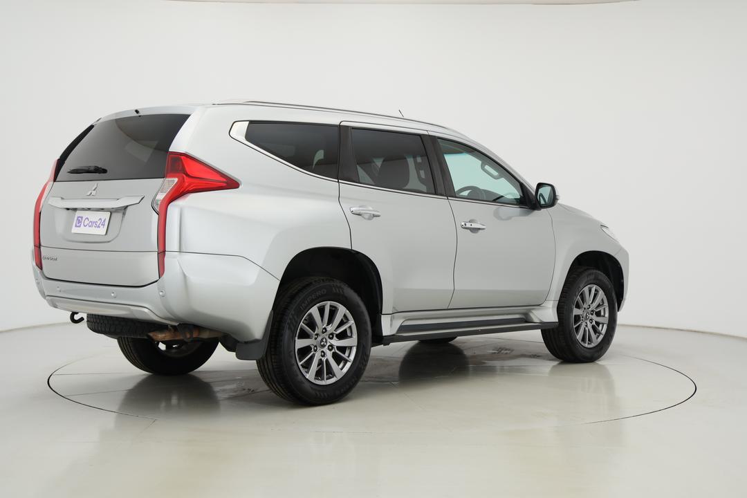 2019 Mitsubishi Pajero Sport Glx (4x4) 5 Seat, Automatic, 138437 km, Right Back Diagonal (45- Degree) View