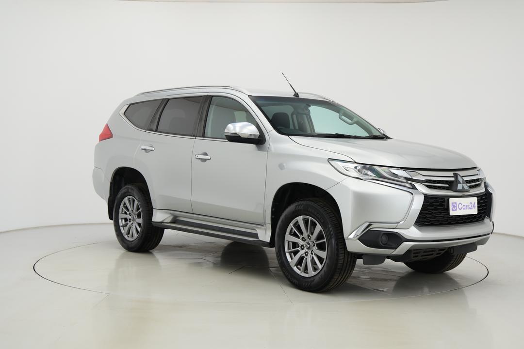 2019 Mitsubishi Pajero Sport Glx (4x4) 5 Seat, Automatic, 138437 km, Right Front Diagonal (45- Degree) View