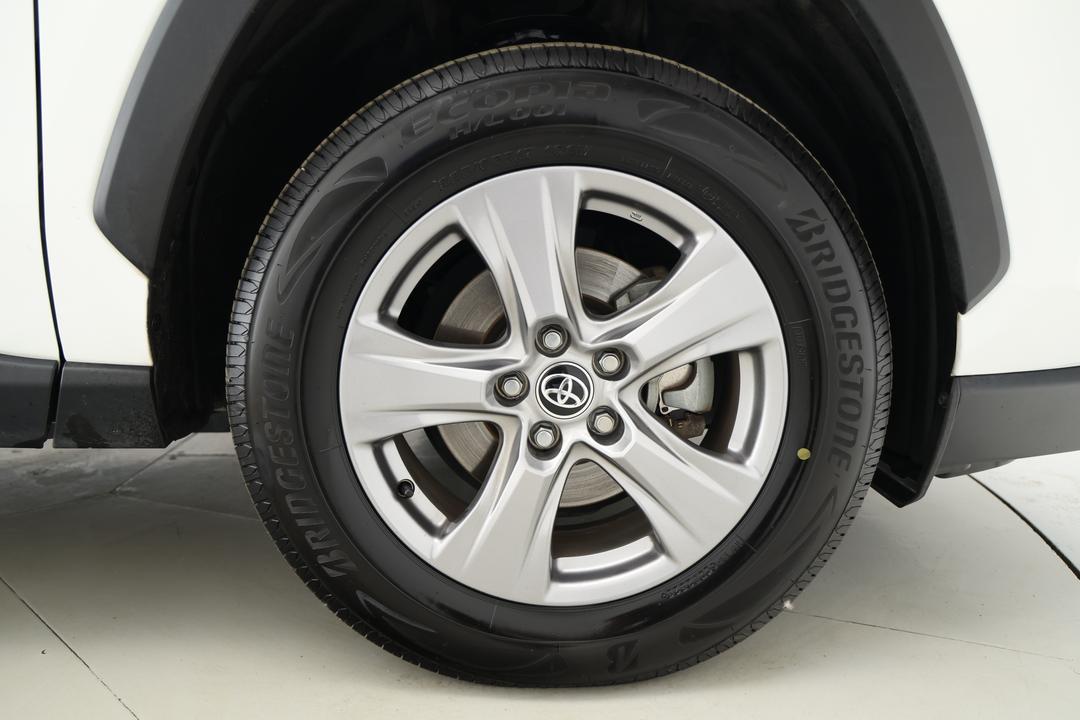 2022 Toyota RAV4 Gx (AWD) Hybrid, Automatic, 109766 km, Right Front Wheel