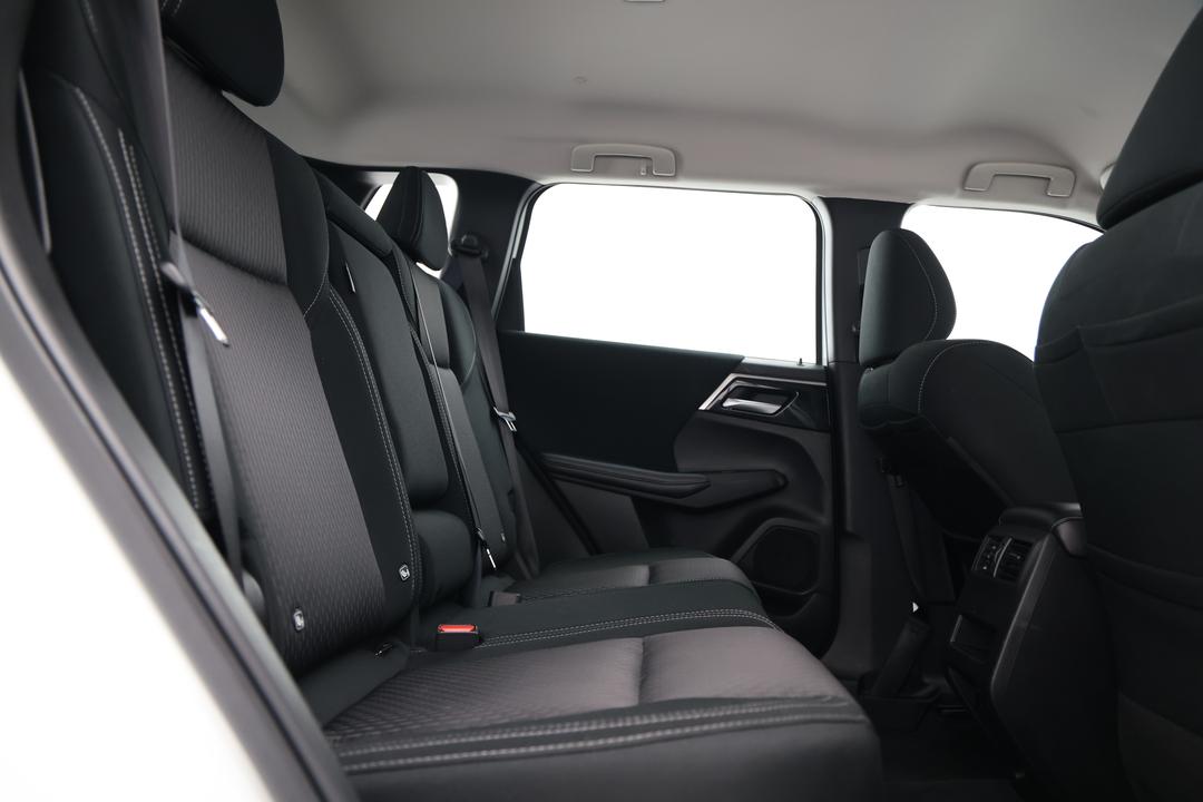 2024 Mitsubishi Outlander Es 5 Seat (2WD), Automatic, 53483 km, Right Side Rear Door Cabin View