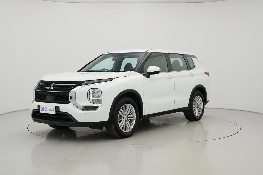 2024 Mitsubishi Outlander Es 5 Seat (2WD), Automatic, 53483 km, Left Front Diagonal (45- Degree) View