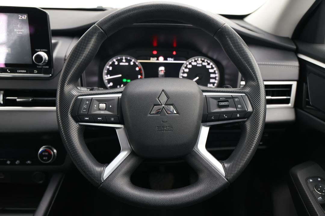 2024 Mitsubishi Outlander Es 5 Seat (2WD), Automatic, 53483 km, On-Roof Controls/Sunglass holder