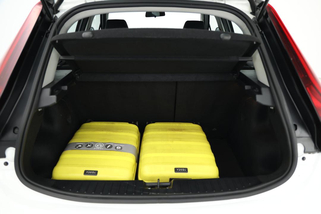 2023 MG Mg3 Auto Core, Automatic, 55327 km, Boot Inside View with Luggage